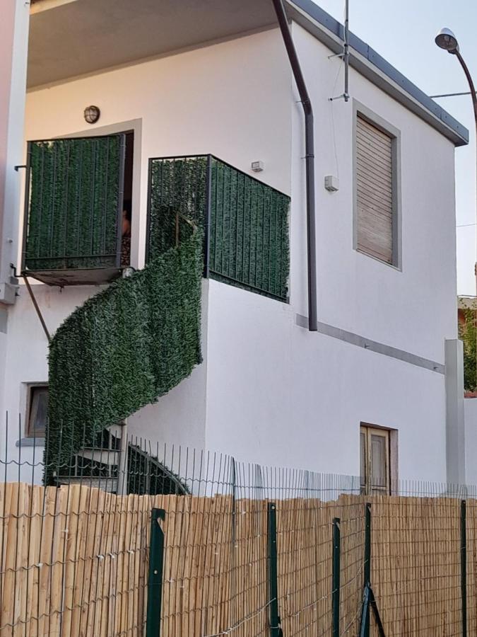 Casa Vacanze Da Michele E Azzurra Lotzorai Exteriér fotografie